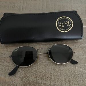 Ray bans Bausch and Lomb sunglasses - vintage and unisex - with case